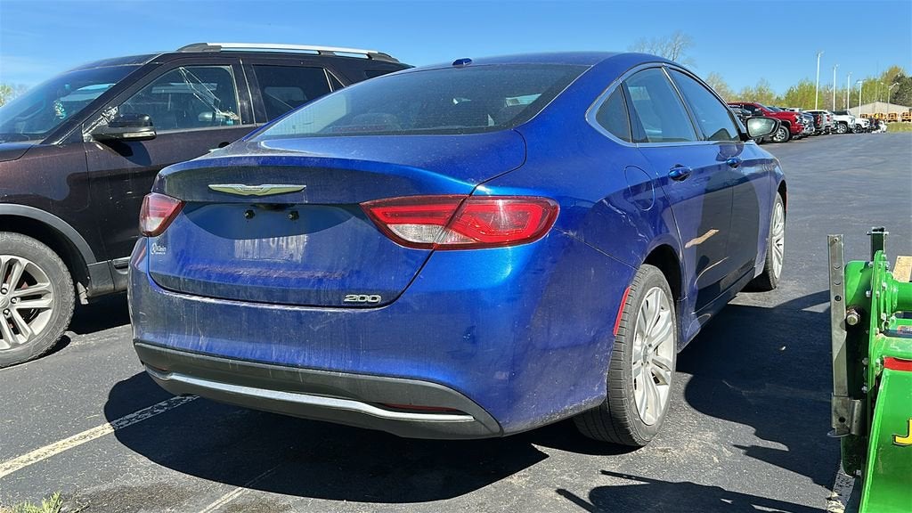 2015 Chrysler 200 Limited