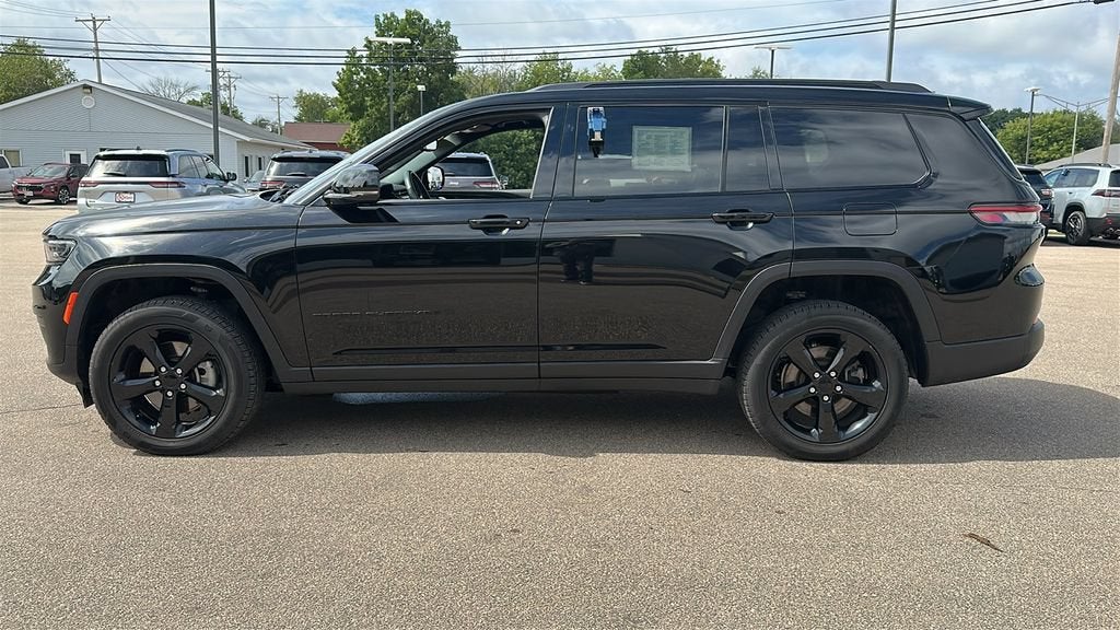 2022 Jeep Grand Cherokee L Altitude