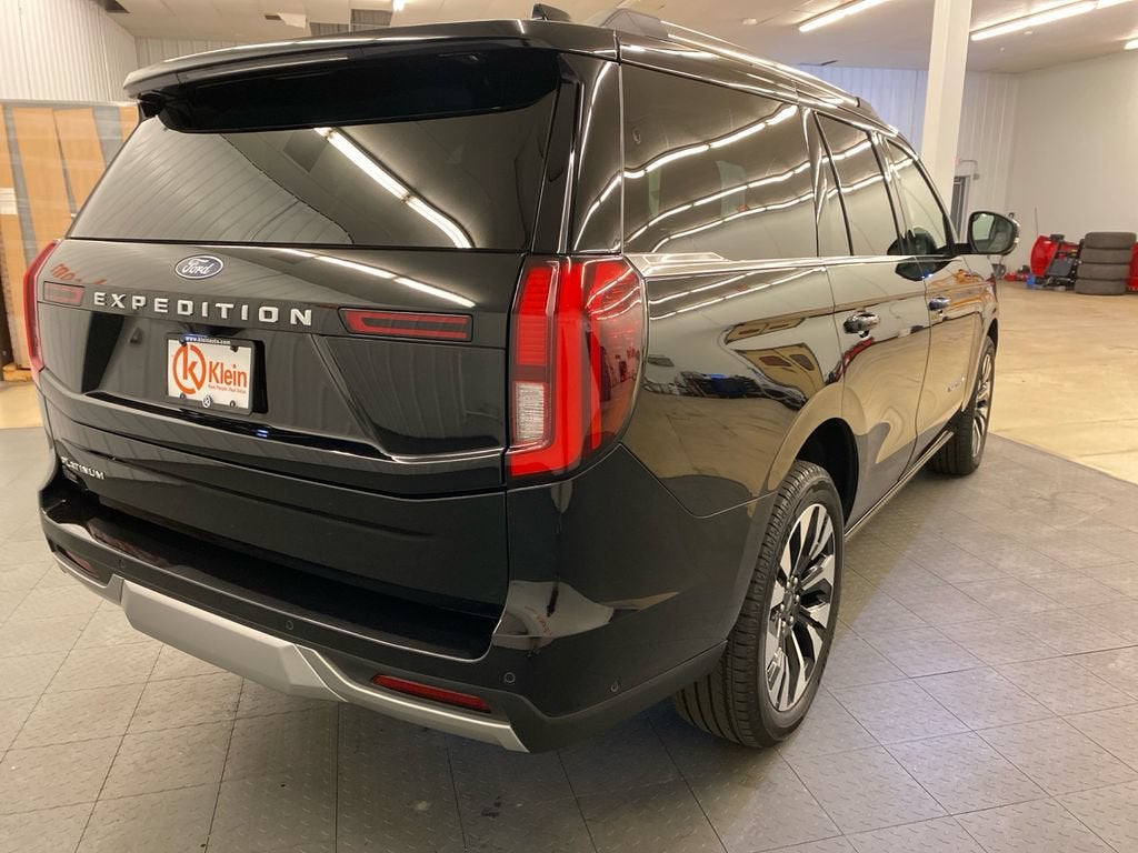 2025 Ford Expedition Platinum