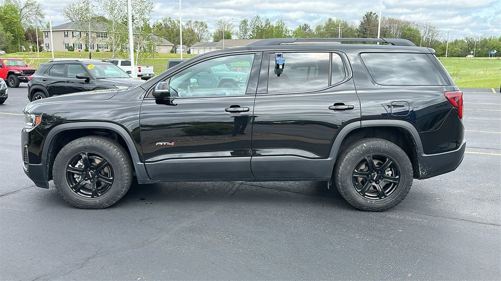 2022 GMC Acadia AT4
