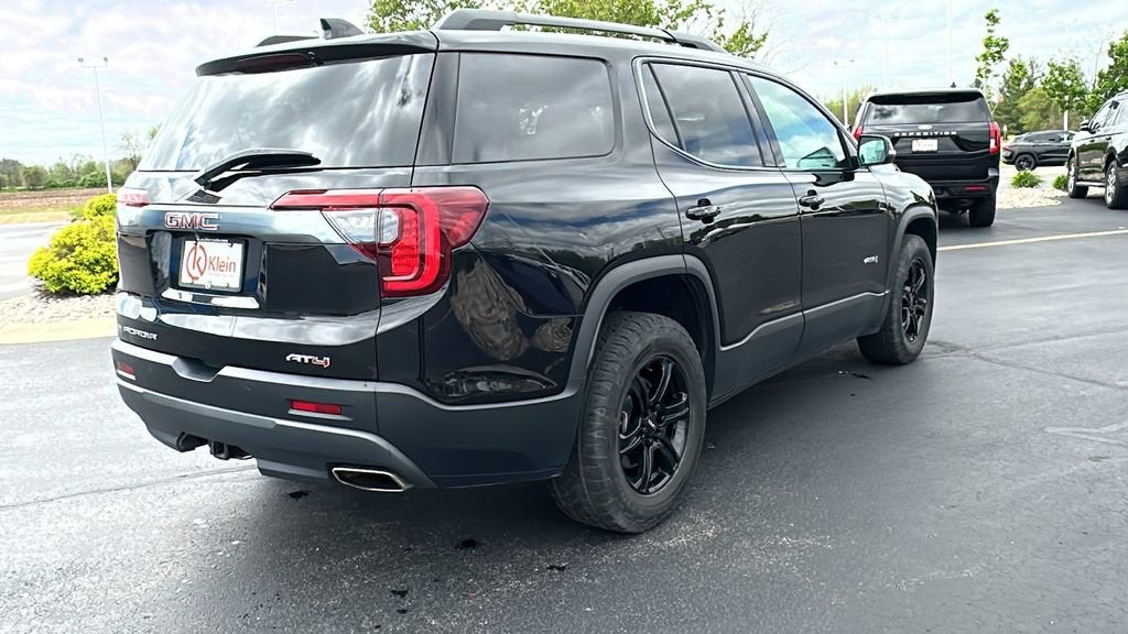 2022 GMC Acadia AT4