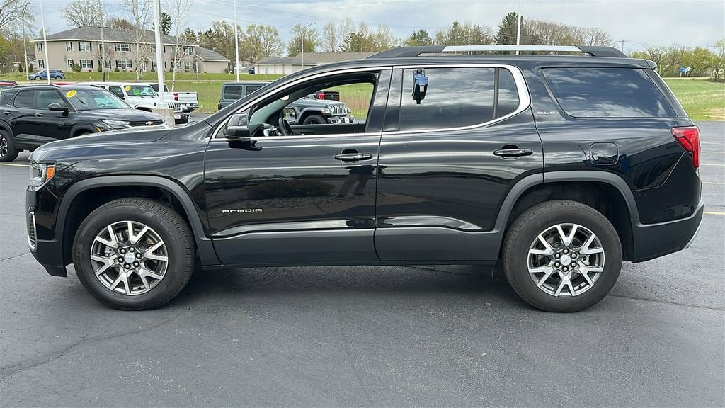 2023 GMC Acadia SLE