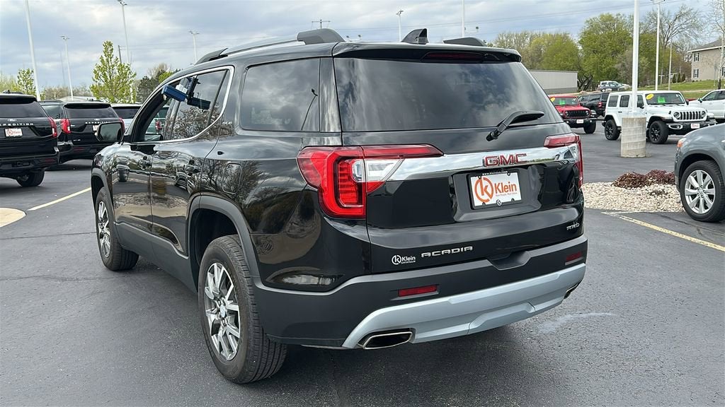 2023 GMC Acadia SLE