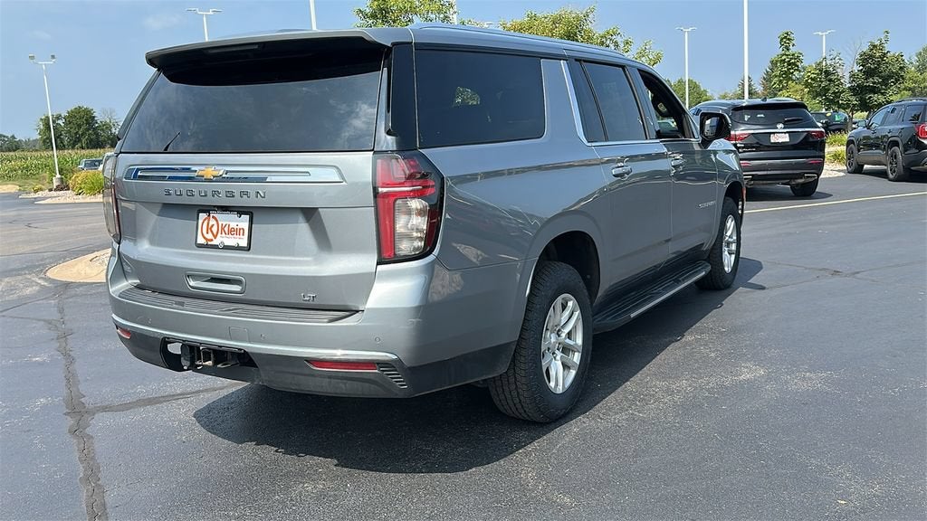 2023 Chevrolet Suburban LT
