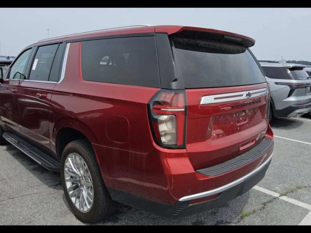 2024 Chevrolet Suburban LT