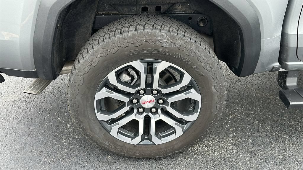 2024 GMC Canyon AT4
