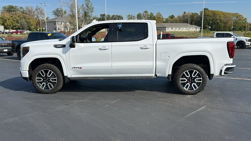 2025 GMC Sierra 1500 AT4