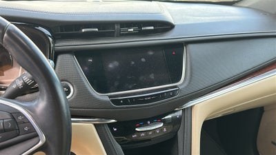 2017 Cadillac XT5 Luxury AWD