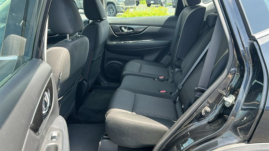 2018 Nissan Rogue S