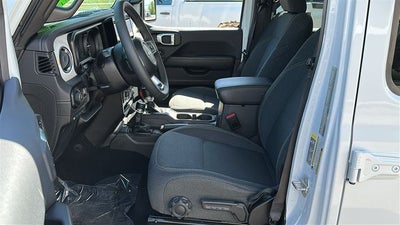 2025 Jeep Wrangler Sahara 4xe TARGA ROOF
