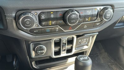 2025 Jeep Wrangler Sahara 4xe TARGA ROOF