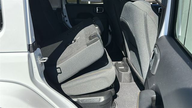 2025 Jeep Wrangler Sahara 4xe TARGA ROOF