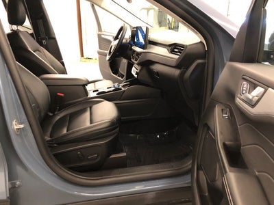 2025 Ford Escape Platinum