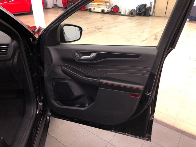 2024 Ford Escape ST-Line Select TECH 2 PACKAGE