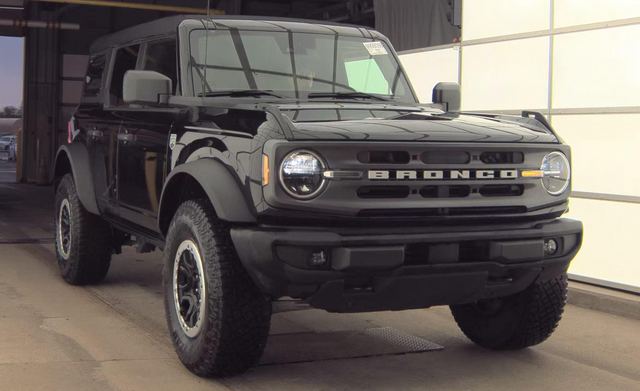 2023 Ford Bronco Big Bend SASQUATCH