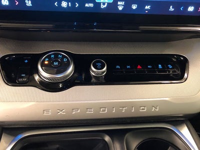 2025 Ford Expedition Max Active 202A/ROOF