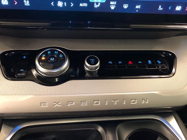 2025 Ford Expedition Max Active 202A/ROOF