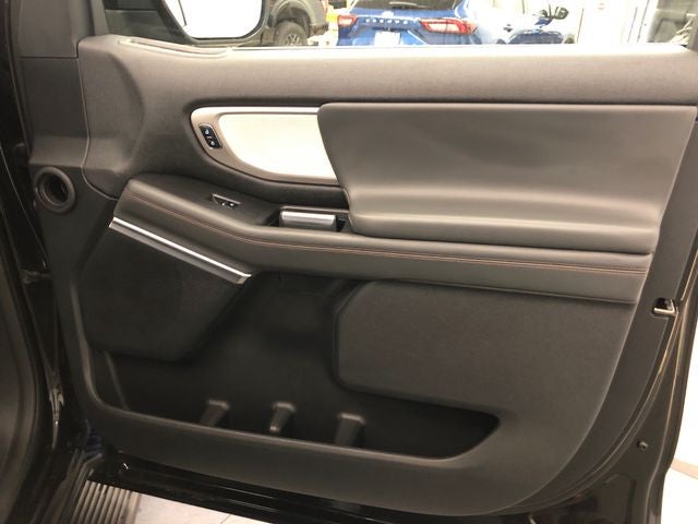 2025 Ford Expedition Max Active 202A/ROOF