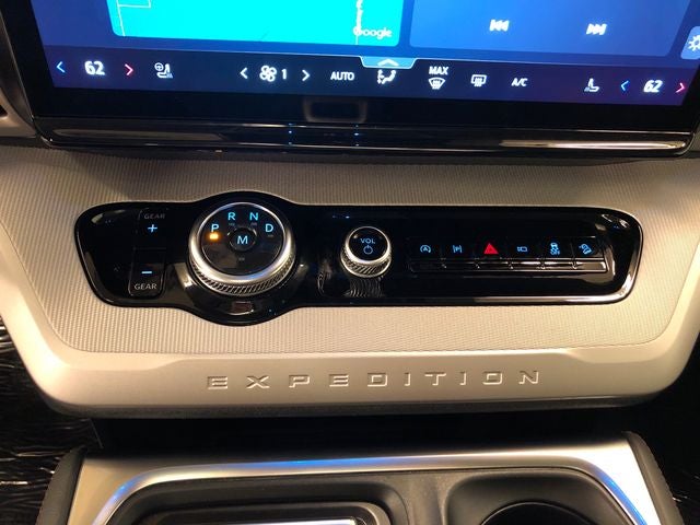 2025 Ford Expedition Max Active 202A/ROOF