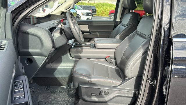 2025 Ford Expedition Active 202A/ROOF