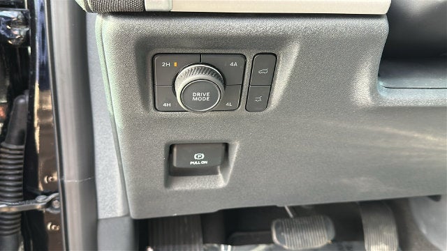 2025 Ford Expedition Active 202A/ROOF