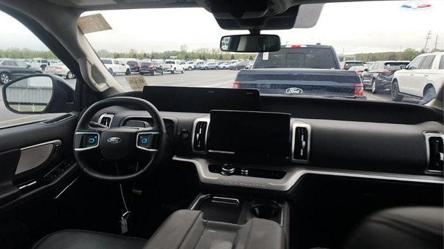 2025 Ford Expedition Active 202A/ROOF/BUCKETS