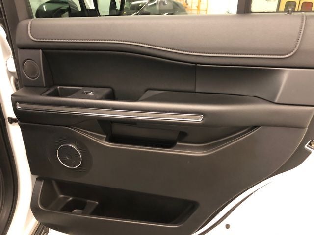 2019 Ford Expedition XLT 202a