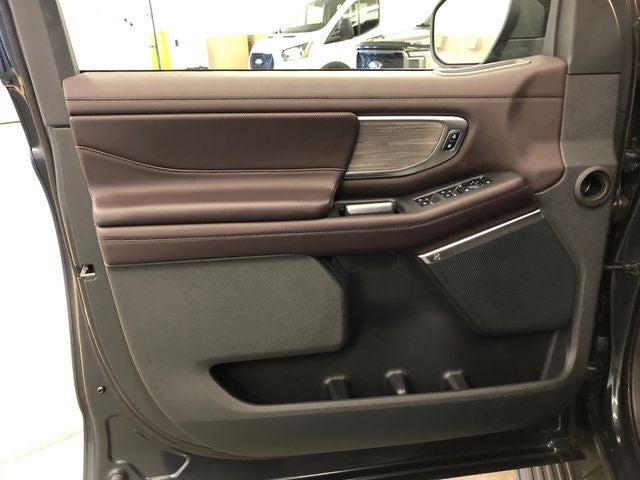 2025 Ford Expedition Platinum ULTIMATE PACKAGE