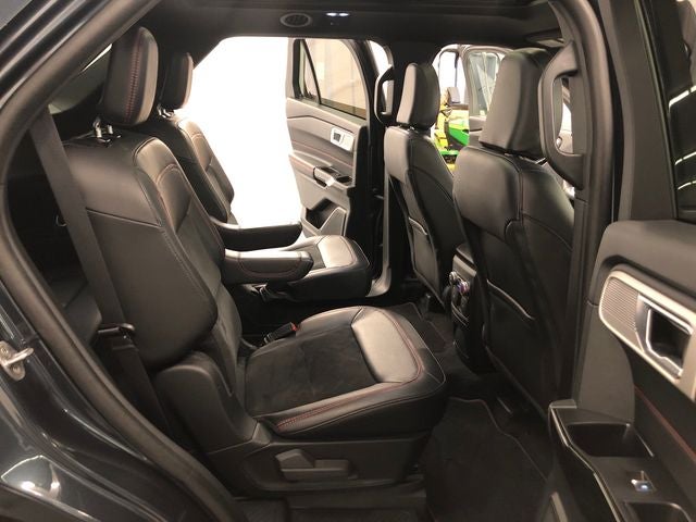 2023 Ford Explorer ST-Line 2 WHEEL DRIVE/ROOF