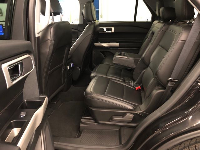 2022 Ford Explorer XLT ROOF/TOW PACKAGE