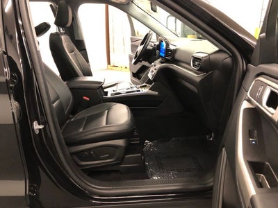 2022 Ford Explorer XLT ROOF/TOW PACKAGE
