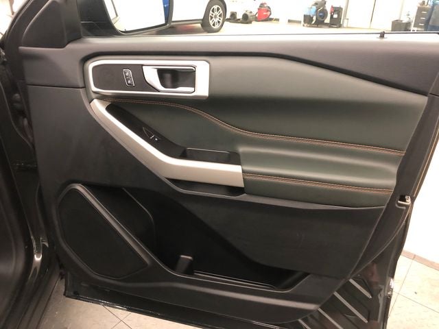 2022 Ford Explorer Timberline ROOF/ENTERTAINMENT SYSTEM