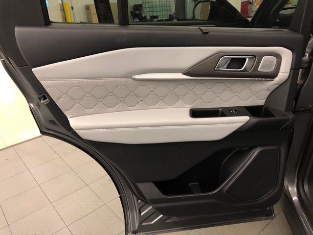 2025 Ford Explorer Platinum LUX LEATHER PACKAGE