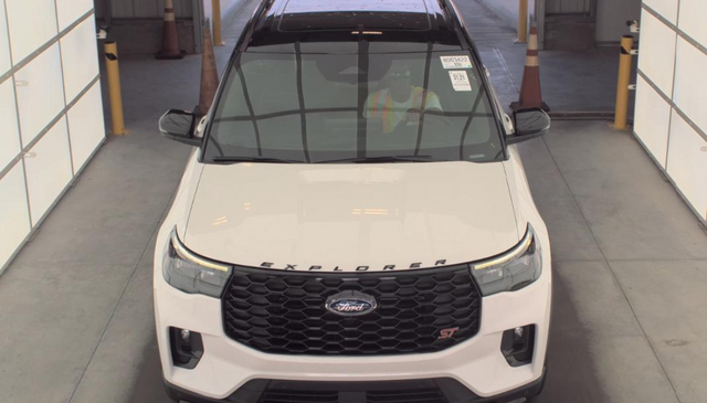 2025 Ford Explorer ST SUN AND SOUND PACKAGE