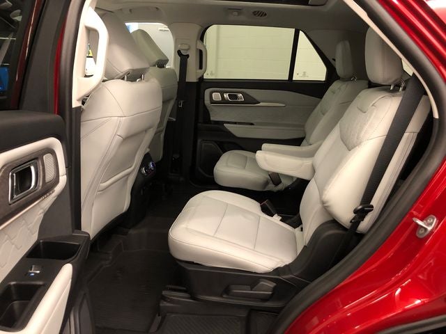 2025 Ford Explorer Platinum ULTIMATE PACKAGE