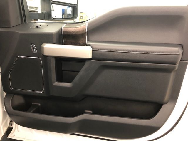 2022 Ford F-250SD Lariat VALUE PACKAGE/FX4