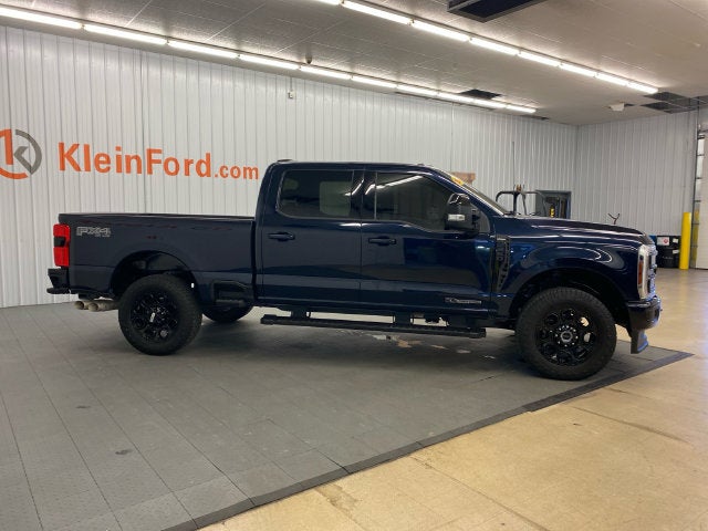 2025 Ford F-250SD Lariat BLACK APPEARANCE
