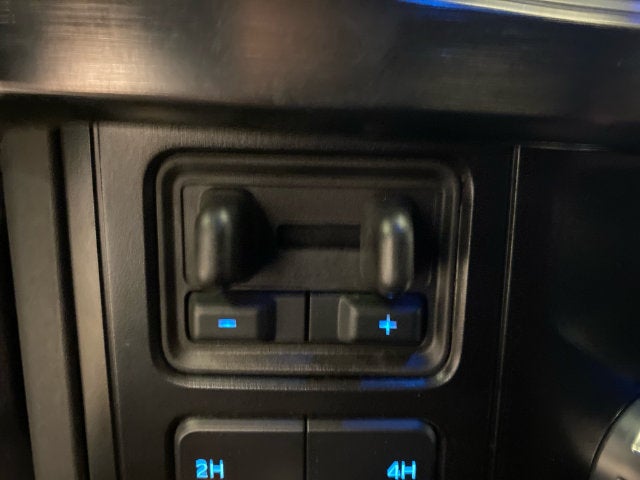 2025 Ford F-250SD Lariat BLACK APPEARANCE