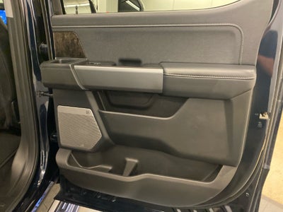 2025 Ford F-250SD Lariat BLACK APPEARANCE
