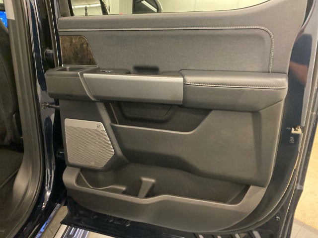 2025 Ford F-250SD Lariat BLACK APPEARANCE