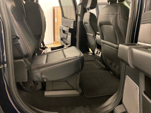 2025 Ford F-250SD Lariat BLACK APPEARANCE