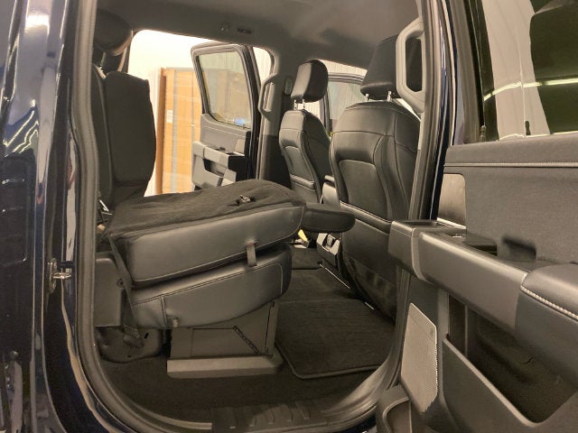 2025 Ford F-250SD Lariat BLACK APPEARANCE