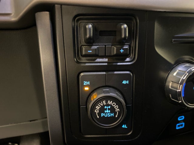 2023 Ford F-150 XLT CHROME/BENCH