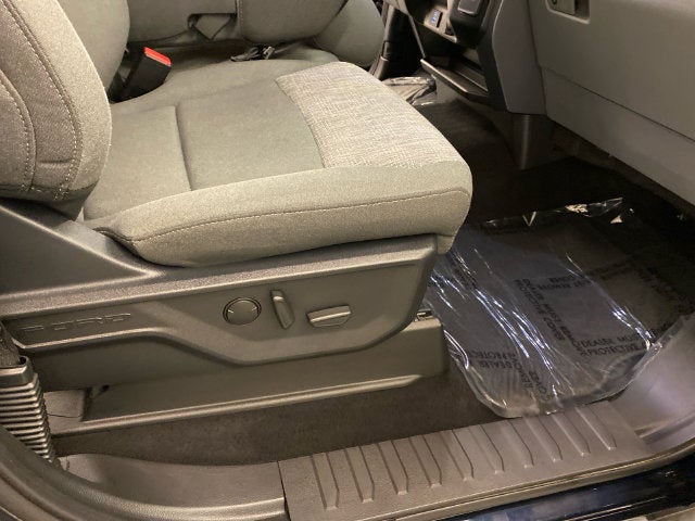 2023 Ford F-150 XLT CHROME/BENCH