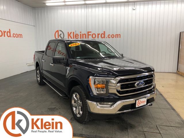 2022 Ford F-150 XLT 302A/BENCH SEAT