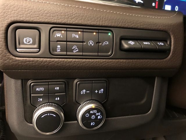 2021 GMC Yukon Denali PREMIUM PACKAGE/TECH PACKAGE