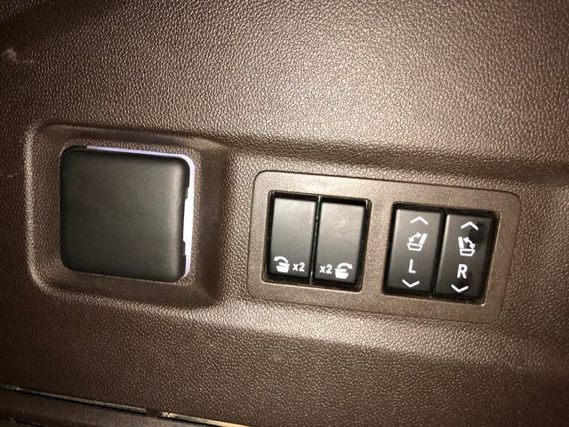 2021 GMC Yukon Denali PREMIUM PACKAGE/TECH PACKAGE