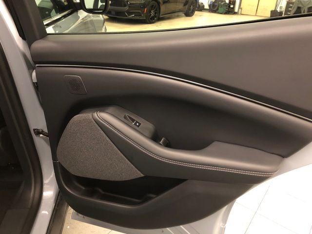 2025 Ford Mustang Mach-E Premium EXTENDED BATTERY