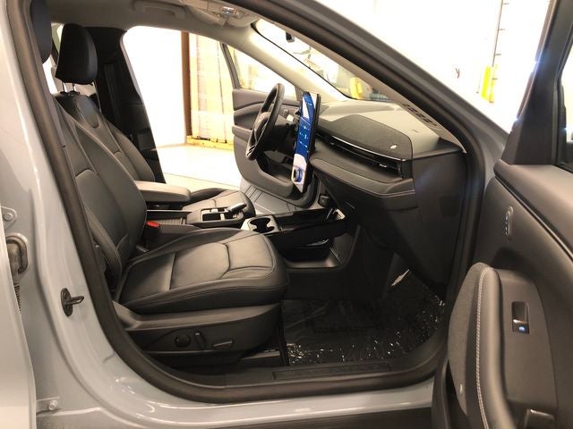 2025 Ford Mustang Mach-E Premium EXTENDED BATTERY