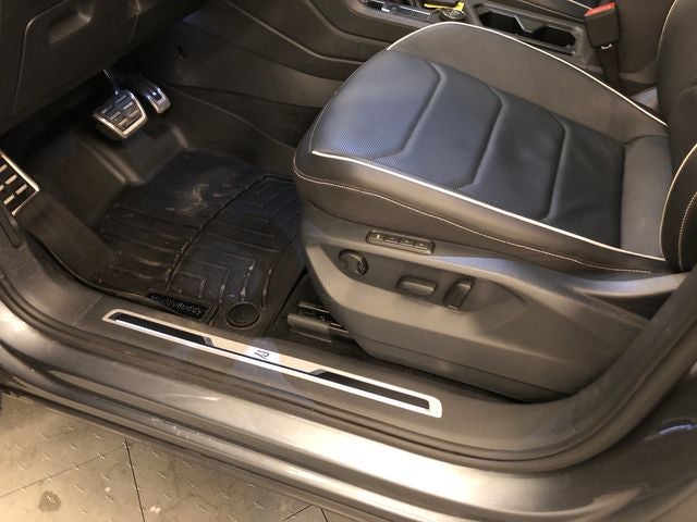 2022 Volkswagen Tiguan 2.0T SEL R-Line